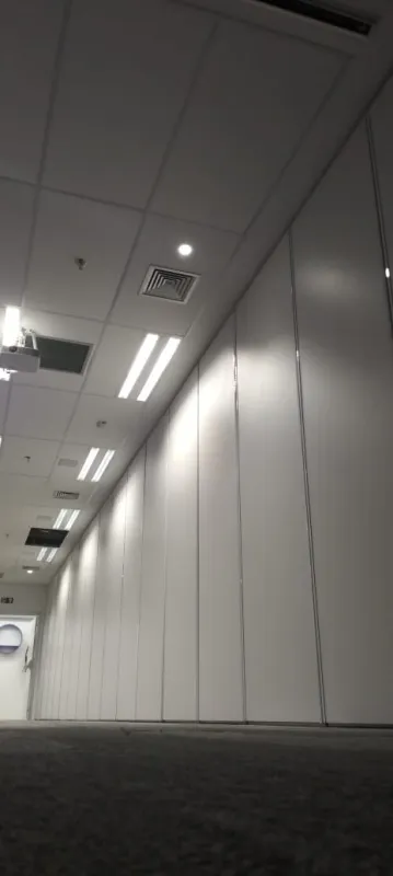 Empresa de divisória articulada